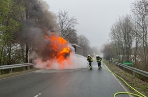 Freiwillige Feuerwehr Breckerfeld: FW-EN: LKW-Brand auf Dahlerbrücker Straße