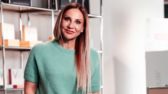 Bio Medical Company GmbH: Hautbarriere unter Druck: Carolin Thomae von FUTURACONTOUR&reg; verr&auml;t, warum klassische Kosmetikprodukte zunehmend kritisch betrachtet werden