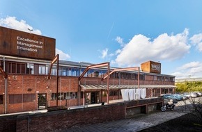 WHU - Otto Beisheim School of Management: Das neue „Krautkrämer Building“ am WHU-Campus: Hochschule würdigt langjährige und großzügige Unterstützung des Ehepaars Krautkrämer mit Umbenennung der Düsseldorfer Bogenhalle