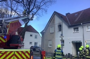 Feuerwehr Gelsenkirchen: FW-GE: Brand in Einfamilienhaus - Akku entz&uuml;ndet sich