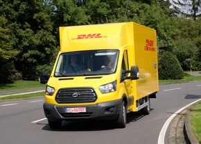 Erfolgreicher Start der Vorproduktion: Deutsche Post DHL Group und Ford stellen E-Transporter StreetScooter WORK XL vor