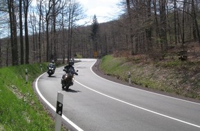 Polizeipräsidium Westpfalz: POL-PPWP: Geschwindigkeitskontrollen: Motorradfahrer im Visier
