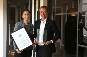 Alpenresort Schwarz: Alpenresort Schwarz freut sich über European Health & Spa Award 2016 als "Best Destination Spa" - BILD