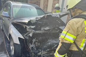 Feuerwehr Goch: PKW in Flammen, Verkehrsunfall, Kellerbrand und Kampfmittelfund