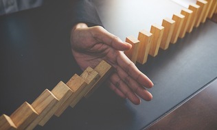 news aktuell GmbH: Krisenkommunikation: Leitfaden, Beispiele & Checkliste