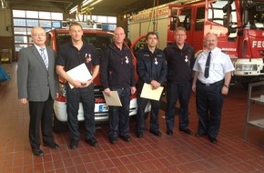 Feuerwehr Iserlohn: FW-MK: Auszeichnungen für verdiente Feuerwehrmänner