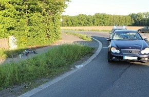 Kreispolizeibehörde Viersen: POL-VIE: Viersen: Autofahrer übersieht Radfahrer - Helm verhindert schwere Folgen