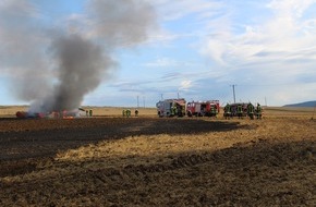 Polizeidirektion Kaiserslautern: POL-PDKL: Mähdrescher fängt Feuer