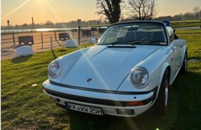 Kreispolizeibeh&ouml;rde Viersen: POL-VIE: Nettetal: Porsche 911 Carrera entwendet - Polizei sucht Zeuginnen und Zeugen