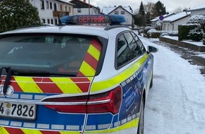 Polizeiinspektion Zweibr&uuml;cken: POL-PIZW: Verkehrsunf&auml;lle auf schneeglatten Stra&szlig;en- Keine Verletzten, ca. 20.000 Euro Sachschaden