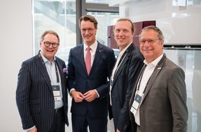 Neues Bauen - 80 Sekunden: NRW startet Bauwende-Offensive: Zw&ouml;lf marktreife Innovationen sollen Sanieren und Bauen radikal beschleunigen