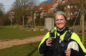 Polizei Paderborn: POL-PB: Neuer Bezirk: Polizeioberkommissarin Jasmin Mitze wechselt vom Paderborner Riemekeviertel zum Kaukenberg