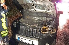 Polizei Mettmann: POL-ME: Motorbrand in gasbetriebenem Fahrzeug beendete die Fahrt - Langenfeld - 2012103