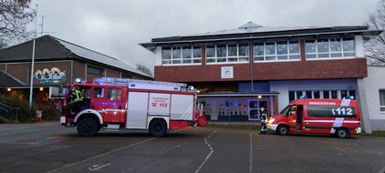 Feuerwehr Schermbeck: FW-Schermbeck: Müll-/Containerbrand