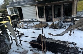Kreispolizeibehörde Märkischer Kreis: POL-MK: Ermittlungen nach Brand auf ehemaligem Tankstellengelände: Es war Brandstiftung