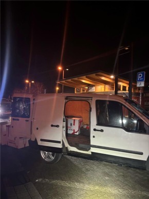 POL-SO: Gro&szlig;er Drogenfund auf der A44 - Zwei Tatverd&auml;chtige in Untersuchungshaft