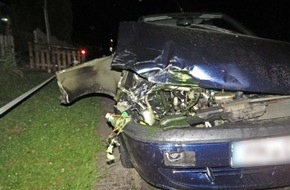 Kreispolizeibehörde Märkischer Kreis: POL-MK: Flucht vor der Polizei: Auto verunglückt