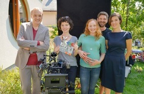 SWR - Das Erste: Drehstart für SWR Koproduktion "Die Notlüge" 
Marie Kreutzers Fernsehfilmdebüt mit Josef Hader, Brigitte Hobmeier, Andreas Kiendl und Pia Hierzegger