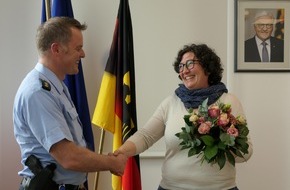 Bundespolizeiinspektion Offenburg: BPOLI-OG: Gezielt agiert, aufmerksam reagiert! / BPOLI Offenburg ehrt Reisende für gezeigte Zivilcourage