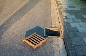 Polizeiinspektion Wilhelmshaven/Friesland: POL-WHV: Unbekannte Täter legen Gullideckel auf die Fahrbahn - Polizei sucht Zeugen (mit Bild)