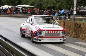 Skoda Auto Deutschland GmbH: SKODA startet mit zwei Motorsportikonen beim Hamburger Stadtpark-Revival (FOTO)