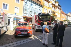 FW Stockach: Fahrzeugweihe der neuen Einsatzfahrzeuge der Feuerwehr Stockach