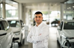 Hüseyin Zan: Hüseyin Zan: Wie Gebrauchtwagenhändler mit "Umsatz mit Autos - Pro" hohe 6-stellige Gewinne erzielen