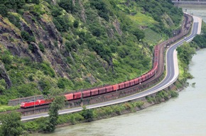 Die Deutsche Bahn stellt für Journalisten eine Auswahl an honorarfreien Pressebildern zur Verfügung (BILD)