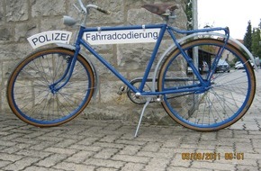 Polizeiinspektion Nienburg / Schaumburg: POL-STH: Fahrradcodierung bei der Stadthäger Polizei