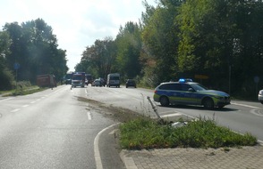 Polizei Düren: POL-DN: Verkehrsinsel überfahren
