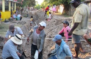 Global Nature Fund: Wasserversorgung Marke Eigenbau