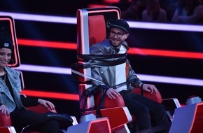 SAT.1: Warum sitzt Mark Forster am Sonntag bei "The Voice Kids" gefesselt in seinem Coach-Stuhl?