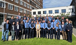 Polizeipräsidium Trier: POL-PPTR: 33 Mal Verstärkung: Die Polizeipräsidentin begrüßt neue Mitarbeiterinnen und Mitarbeiter