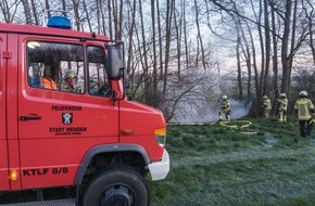Freiwillige Feuerwehr Menden: FW Menden: Ungewöhnlich für diese Jahreszeit: Feuerwehr rückt zu Waldbrand aus