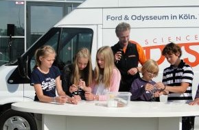 Ford-Werke GmbH: Ford und das Odysseum besiegeln ihre Partnerschaft (mit Bild)