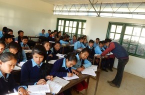 Help - Hilfe zur Selbsthilfe e.V.: Nepal: Hilfe für eine selbstbestimmte Zukunft