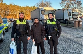 Polizeiinspektion Delmenhorst / Oldenburg - Land / Wesermarsch: POL-DEL: Autobahnpolizei Ahlhorn: Erneut Geschenkt&uuml;ten auf der Tank- und Rastanlage Wildeshausen verteilt