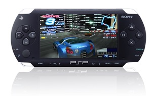 Sony Computer Entertainment Switzerland: 31.08.05, 24h: Mitternachtsverkauf PSPÂ PlayStation Portable mit Rapper Stress