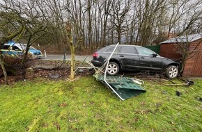 Polizei Bielefeld: POL-BI: Fahranfängerin von Gartenhütte ausgebremst