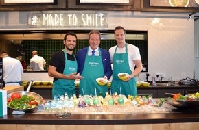 Flughafen Köln/Bonn GmbH: Marcell Jansen und Steffen Henssler eröffnen erstes "Ben Green"-Restaurant am Köln-Bonner Flughafen / Leckeres, gesundes und schnelles Essen ohne Zusatzstoffe