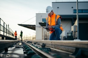 T&Uuml;V Rheinland AG: Bahnsicherheit: T&Uuml;V Rheinland begleitet fahrerlose Bahnverbindung am Flughafen Frankfurt
