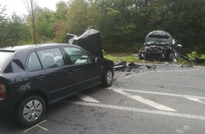 Feuerwehr Wetter (Ruhr): FW-EN: Verkehrsunfall und Brandeinsatz am Montag in Wetter