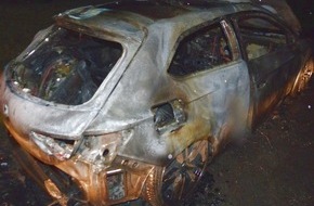 Polizei Minden-Lübbecke: POL-MI: Geparkter Seat brennt aus