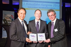 Hapag-Lloyd Cruises: Kreuzfahrt Guide Award 2013: Doppelsieg für Hapag-Lloyd Kreuzfahrten mit der EUROPA 2 und der BREMEN (FOTO)