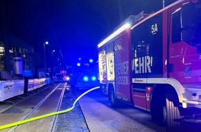 Feuerwehr Essen: FW-E: Entstehungsbrand im Krankenhaus - Klinikpersonal verhindert Schlimmeres