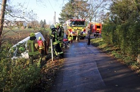 Polizei Mettmann: POL-ME: 26-Jähriger bei Alleinunfall schwer verletzt - Ratingen - 1912028