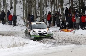 Skoda Auto Deutschland GmbH: Sepp Wiegand nach Tag eins der 'Monte': Führung in der WRC 2-Wertung (BILD)