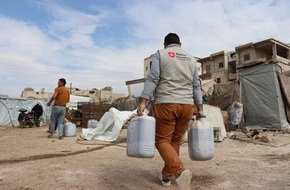 Aktion Deutschland Hilft e.V.: Helfer:innen so stark unter Druck wie noch nie: Zum Welttag Humanitäre Hilfe betont das Bündnis "Aktion Deutschland Hilft" die Bedeutung einer stabilen Finanzierung für die weltweite Nothilfe