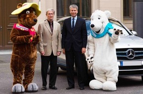 Deutscher Verkehrssicherheitsrat e.V.: 15 Jahre Reifensicherheit - Jubiläum des kostenlosen Reifenchecks bei der "Wash & Check-Aktion" (FOTO)