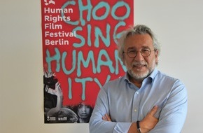 Aktion gegen den Hunger gGmbH: Can Dündar ist Schirmherr des Human Rights Film Festival Berlin 2024 / Democracy Noir von Connie Field eröffnet das Festival am 4. Oktober